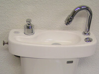 Lave-mains pour WC WiCi Concept sur WC Discretion - Special-Edition 3 sur 4