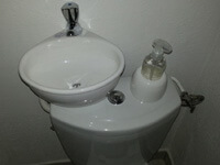 Petit lave-mains pour WC WiCi Mini - Monsieur D