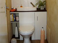 WiCi Concept, lave-mains intégré au WC, habillage meuble - Monsieur et Madame B (31) -  2 sur 3 (après)