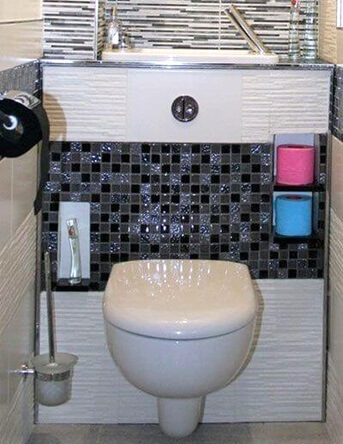 Habillage type mur-à-mur avec carrelage pour WC suspendu WiCi Next ®, commande pneumatique et robinet automatique Touch Free