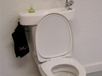 Kit lave-mains WiCi Concept sur WC Discretion - Version de base - 2 sur 5