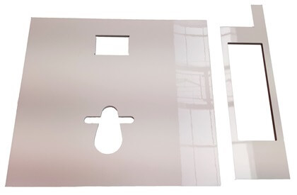 Exemple d'habillage type mur-à-mur pour WC suspendu WiCi Bati avec finition laquée blanc pur